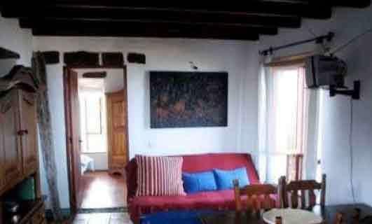 Castillo Gualisancho Echedo Bilik gambar