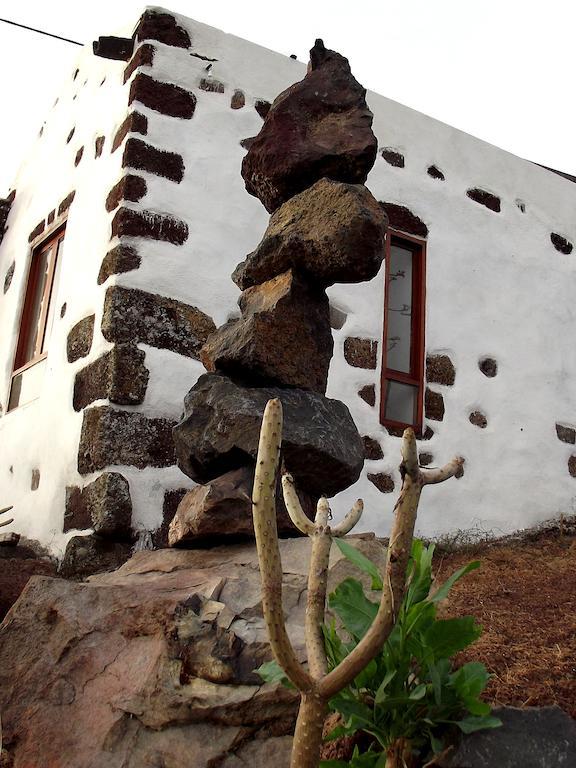 Castillo Gualisancho Echedo Bilik gambar
